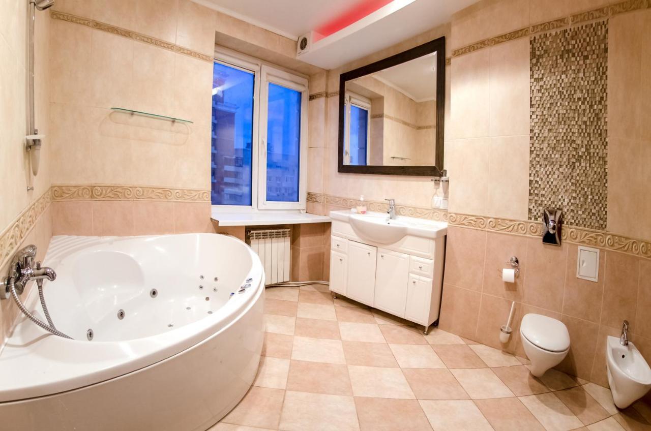 Hotrent Pechersk Lesy 20/22 Kiev Exterior foto